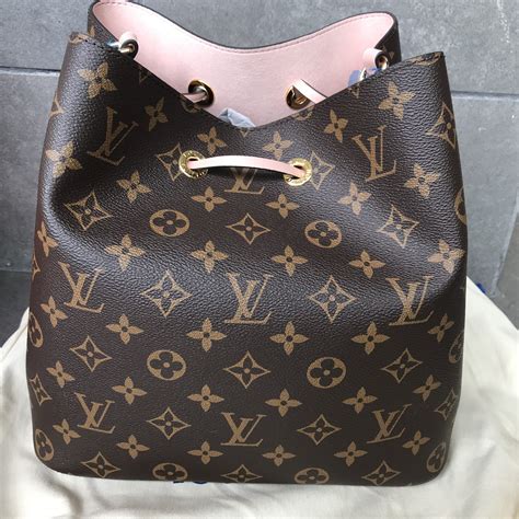 lv noe|lv neonoe monogram.